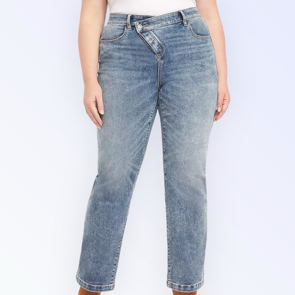 Lane Bryant Denim - Lane Bryant - Signature Fit High Rise Straight Jean - Light Wash - 18 short
